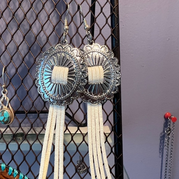 WESTERN EARRINGS - Picture 1 of 1